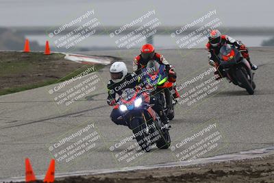 media/Nov-29-2025-TrackDaz (Sat) [[10ae2d9bce]]/A Group/Session 3 (Outside Grapevine)/